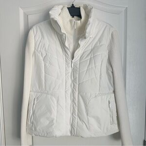 Quilted Puffer Jacket with Vest Body & Knit Sleeves White Full Zipper & Pockets